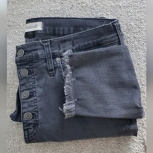 Madewell Women's 9" High Rise Jeans Size 31 Raw Hem Black Denim